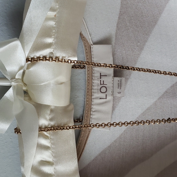 Loft size 6 tan-creme print dress - Picture 3 of 8